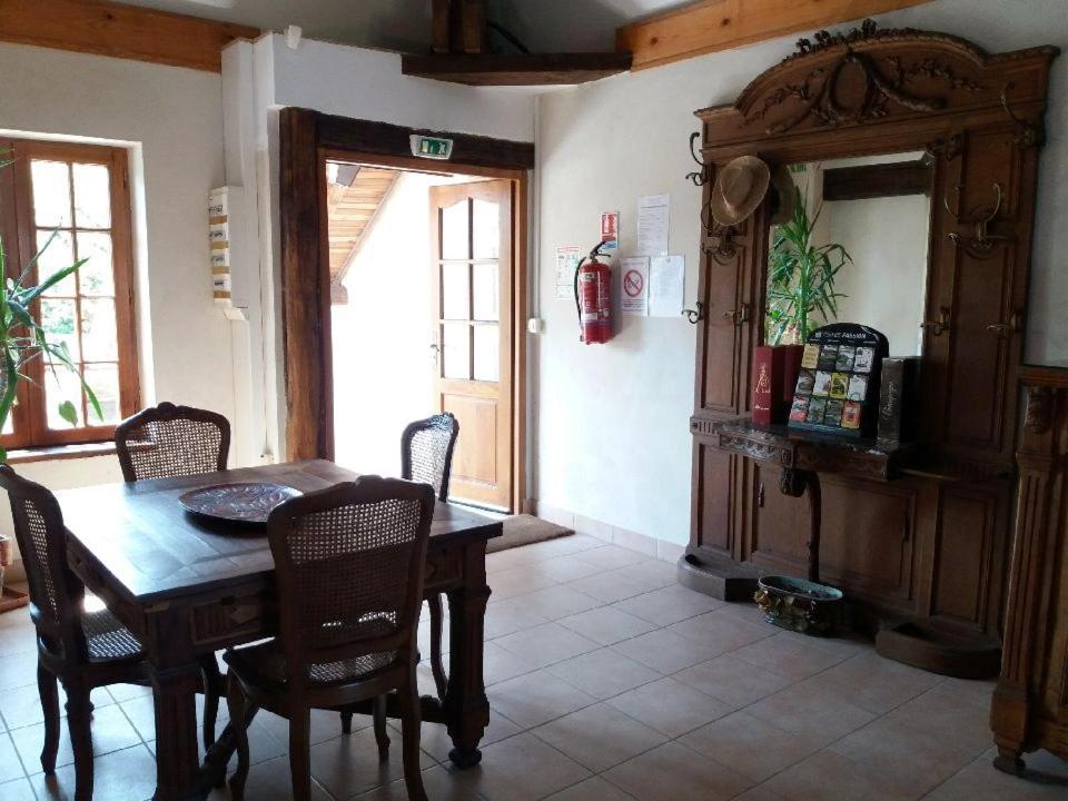 مبيت وإفطار Sézanne Le Domaine Du Cellier المظهر الخارجي الصورة